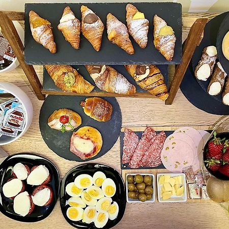 Valguarnera Suite Palermo Ngoại thất bức ảnh